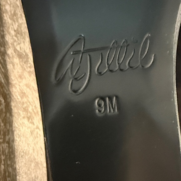 Women's Silver Chain Sandals - Picture 5 of 10